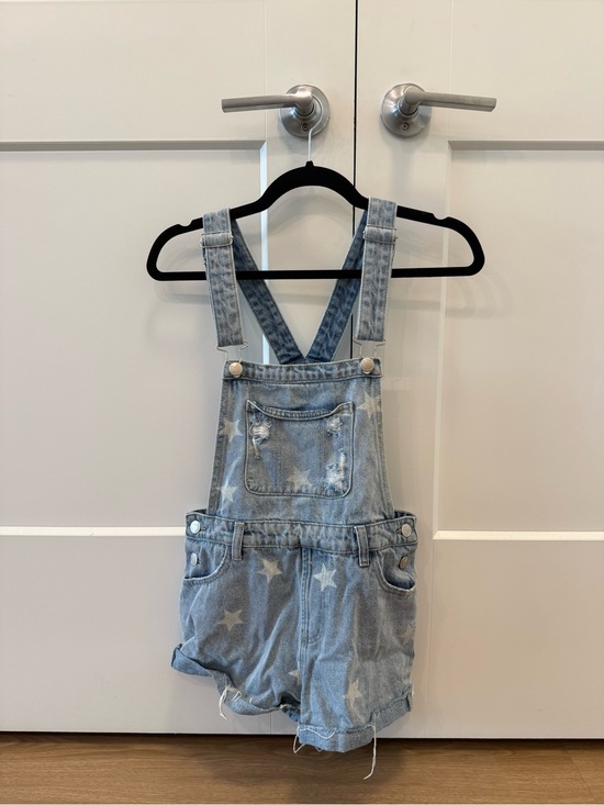 Kittenish Denim - Kittenish Star Print Distressed Denim Short Overalls
